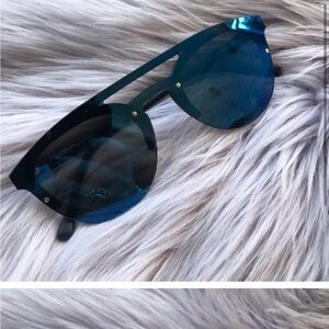 Reeva Blue Mirror Sunglasses